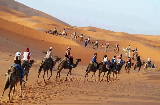 Fès à Marrakech : circuit de 3 jours avec option camp de luxe